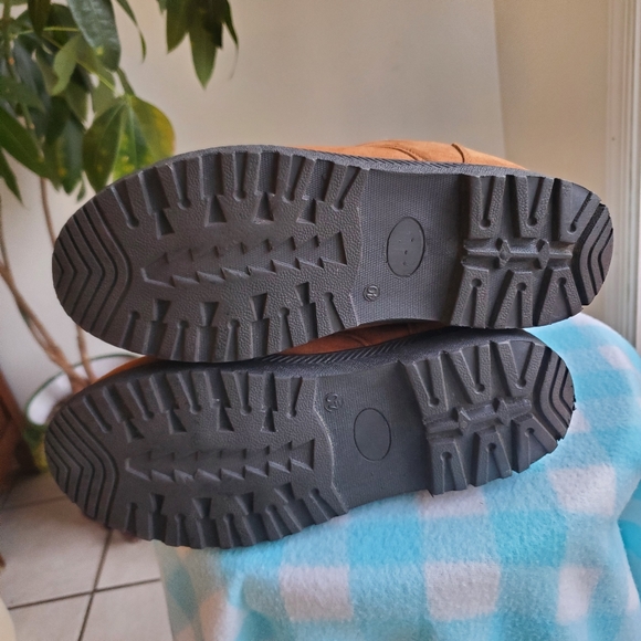 SQL,Women short  boots   sz 40 - Picture 4 of 6